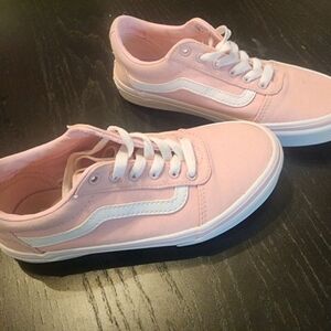 Vans Youth Size 2 Missy Old Skool Lace Up Sneakers 500714 Pink White Canvas